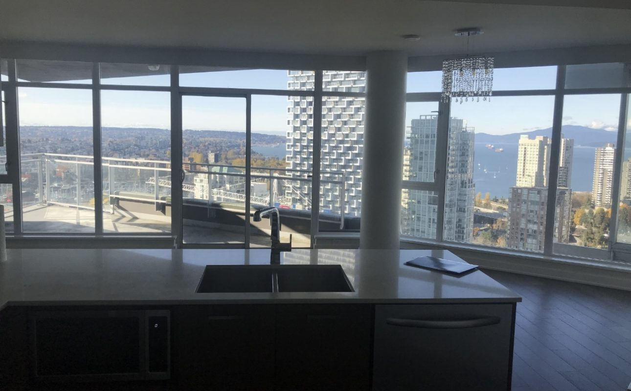 Downtown Vancouver 2 Bedroom 2 Bath Spectacular View Apartment