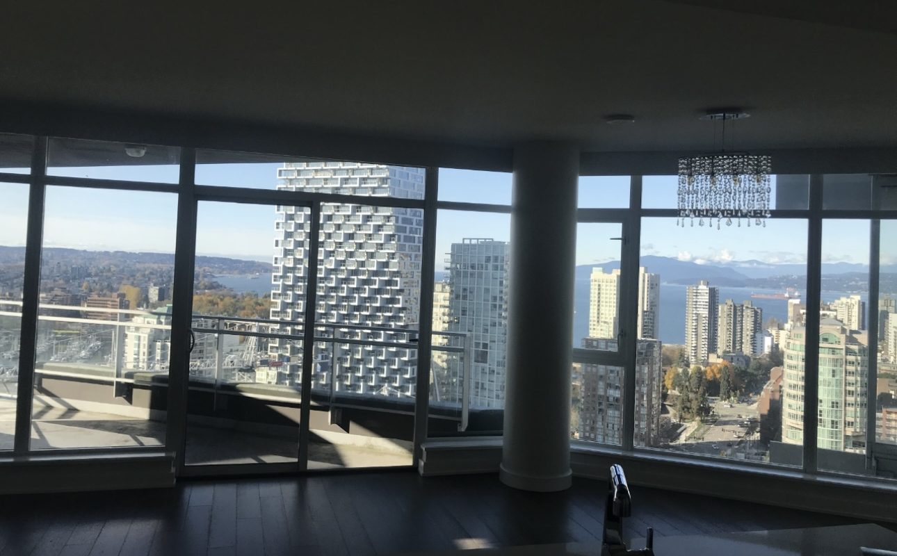 Downtown Vancouver 2 Bedroom 2 Bath Spectacular View Apartment