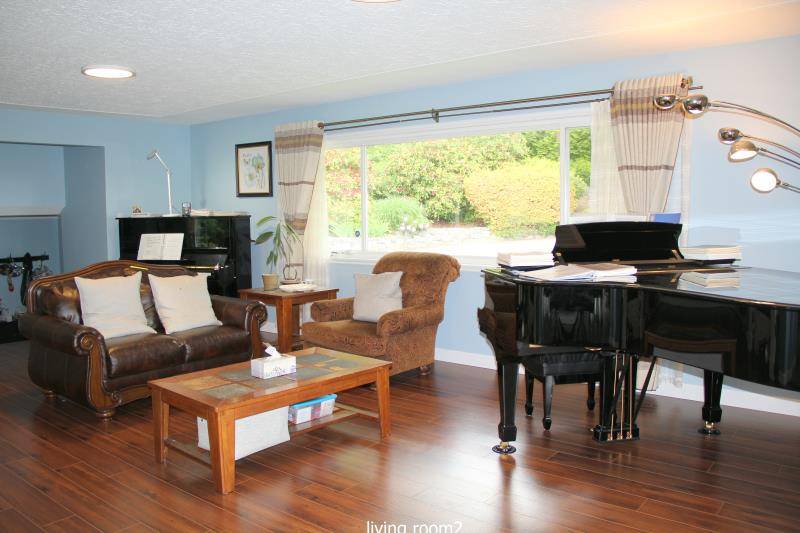 West Vancouver British Properties Multifunctional house for rent!!