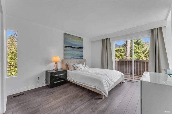 Renovated brand new family home in cypress estate West Van (Cypress Estate Park)