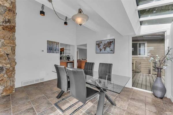 Renovated brand new family home in cypress estate West Van (Cypress Estate Park)