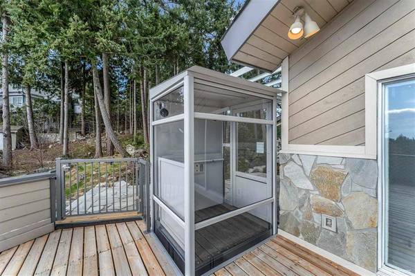 Renovated brand new family home in cypress estate West Van (Cypress Estate Park)