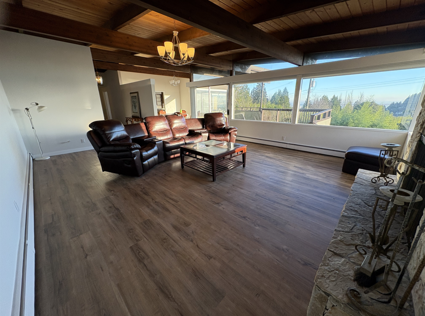 Stunning Home with Ocean & Downtown Views in British Properties