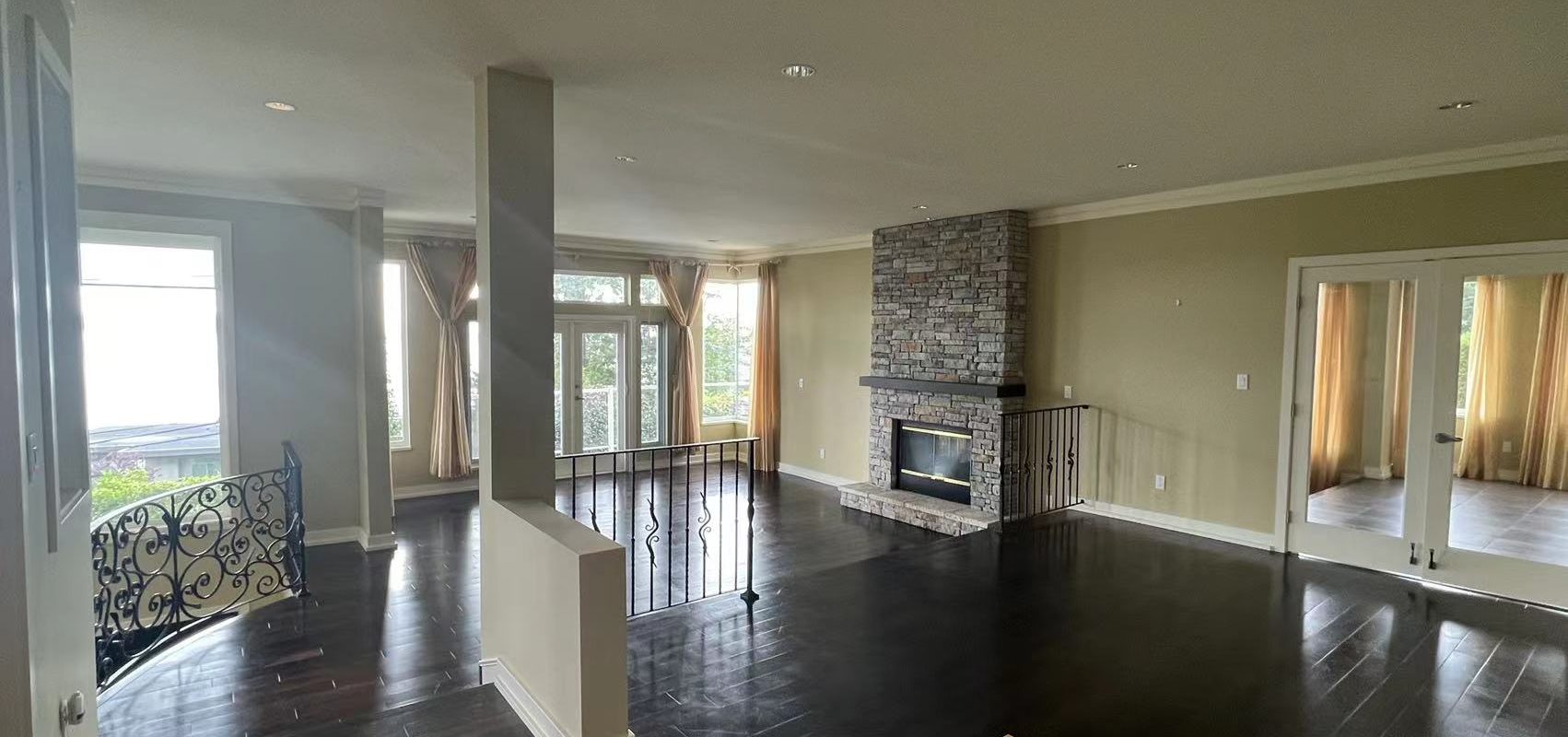 Exquisite West Bay Semi-Waterfront Residence with Ocean View