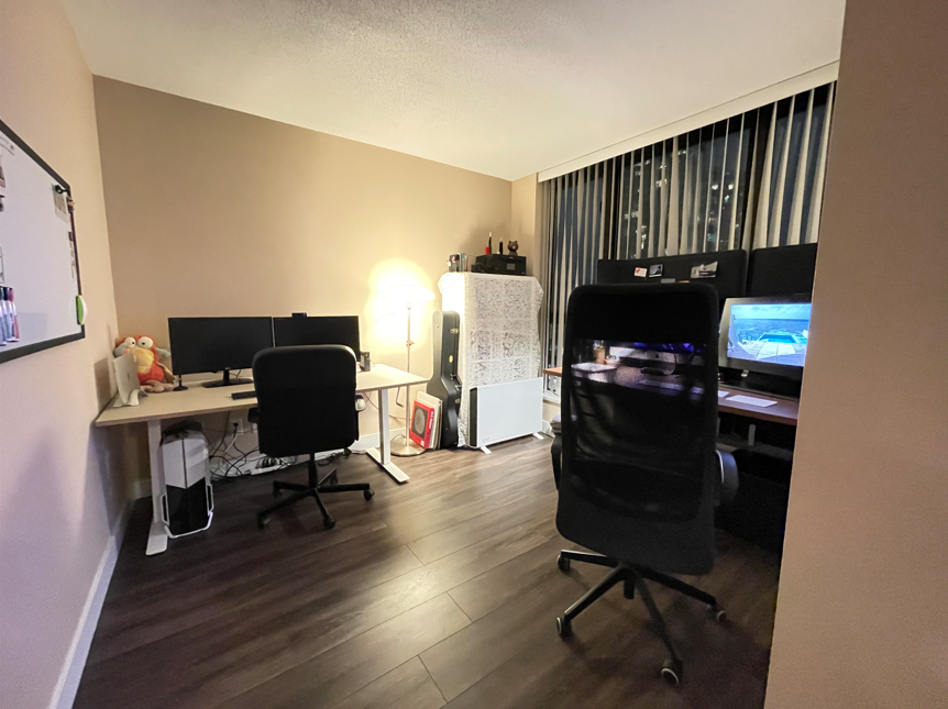 Burnaby South 2 Bedroom South Facing Condo with EV parking For Rent