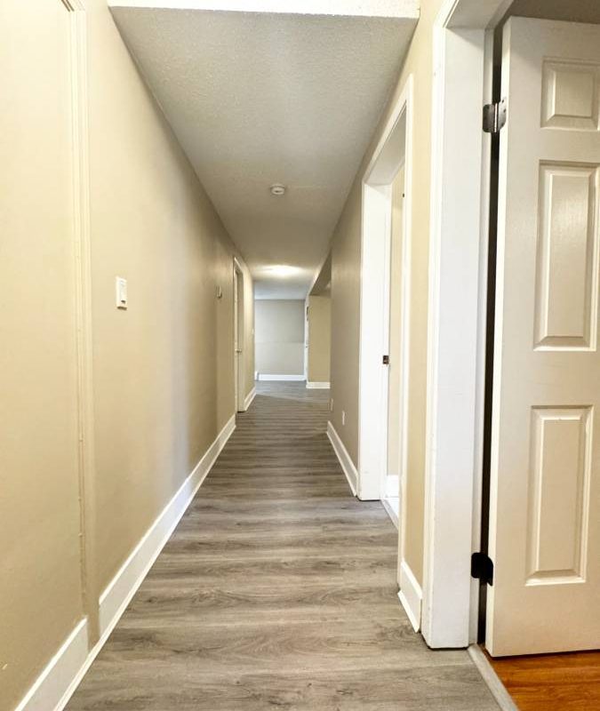 Coquitlam 2br/1ba House, Walking distance to Coquitlam Centre