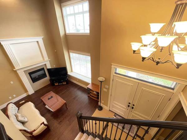 Richmond Broadmoor Well-Maintained Two Stories Fully Furnished House