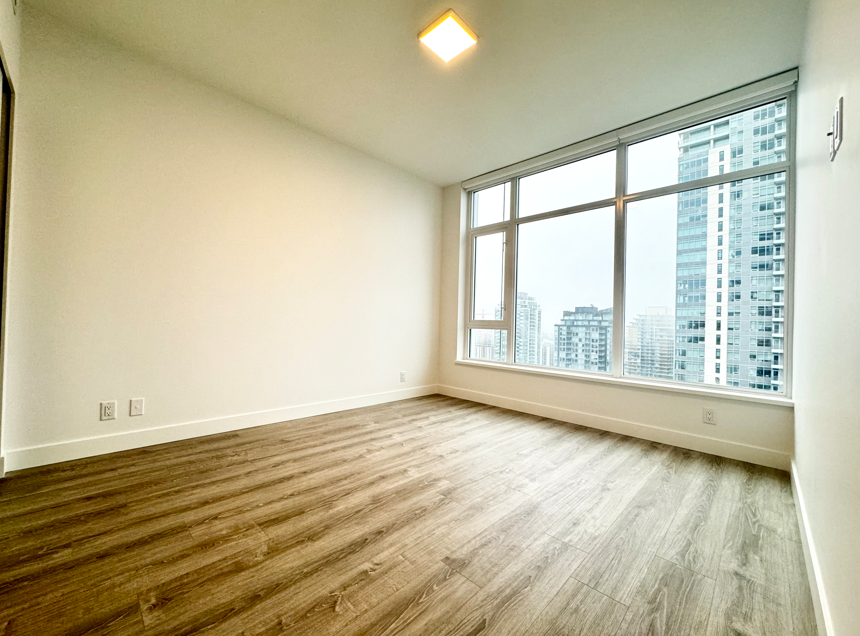 Highline Metrotown Brand New luxurious 2Bd/1Ba Suite For Rent