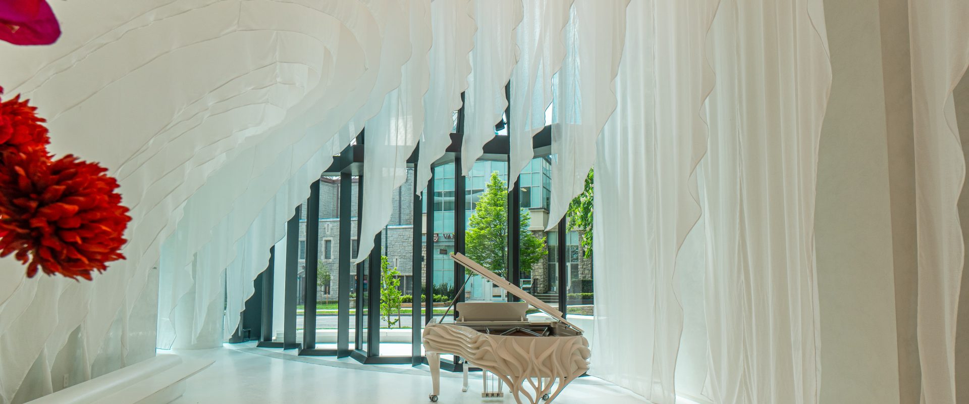 A Landmark of Luxury in Downtown Vancouver Brand New 2br/2ba For Rent!