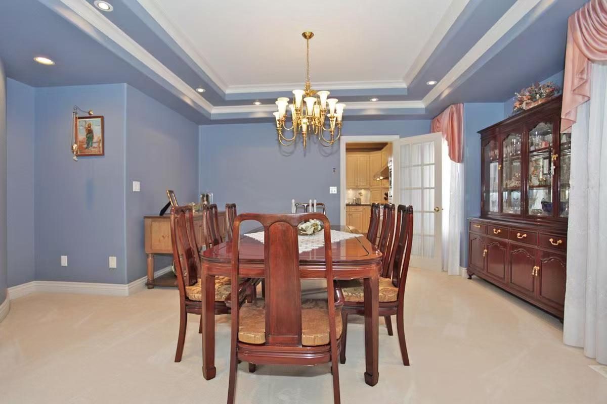 Surrey Fraser Heights 4 Bd/3 Ba Well Maintained House For Rent