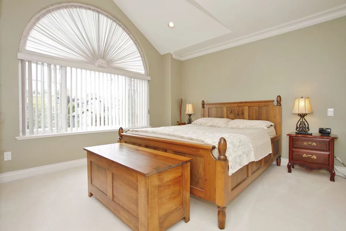 Surrey Fraser Heights 4 Bd/3 Ba Well Maintained House For Rent