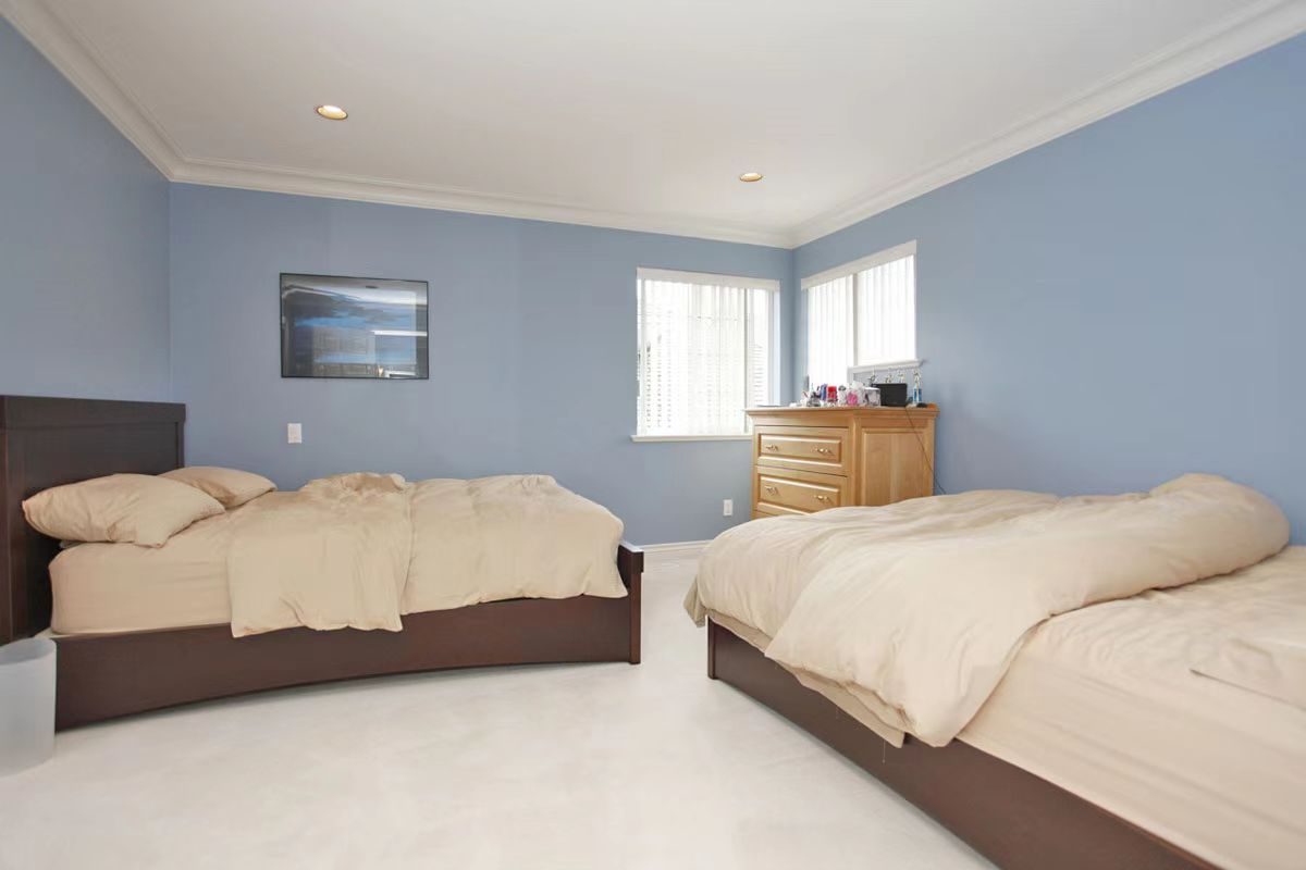 Surrey Fraser Heights 4 Bd/3 Ba Well Maintained House For Rent