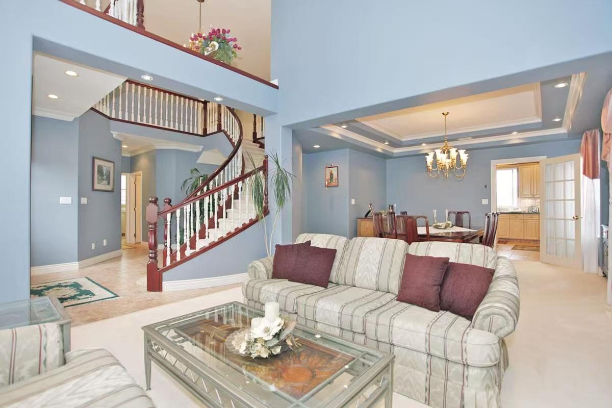 Surrey Fraser Heights 4 Bd/3 Ba Well Maintained House For Rent