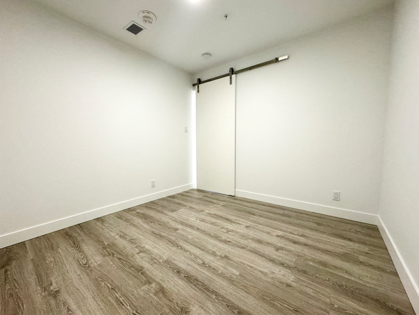 Highline Metrotown Brand New luxurious 2Bd/1Ba Suite For Rent