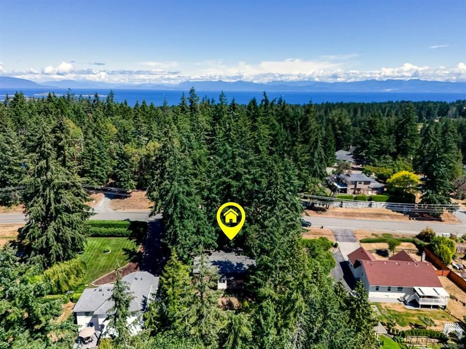 Lantzville 3 Beds 2 Baths House For Rent