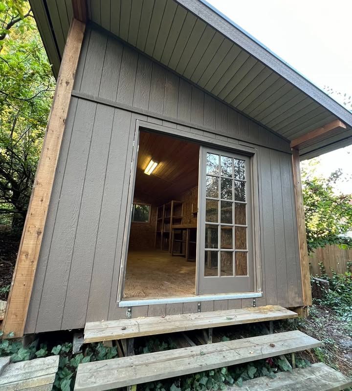 Lantzville 3 Beds 2 Baths House For Rent