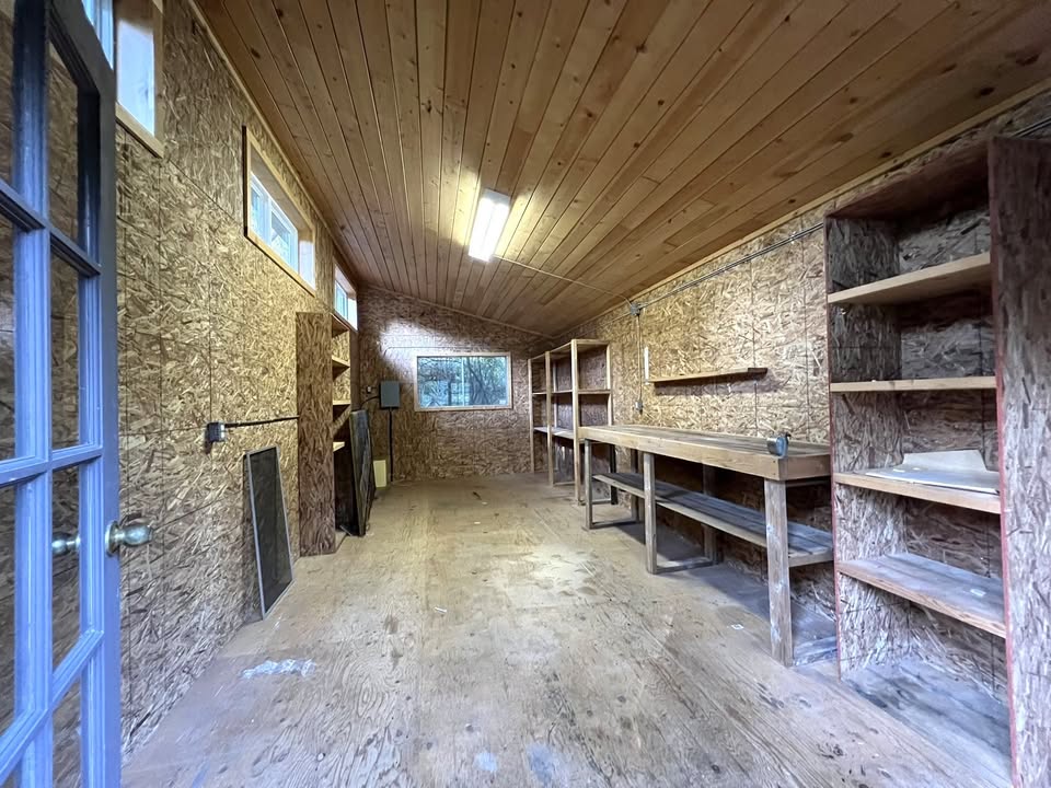 Lantzville 3 Beds 2 Baths House For Rent