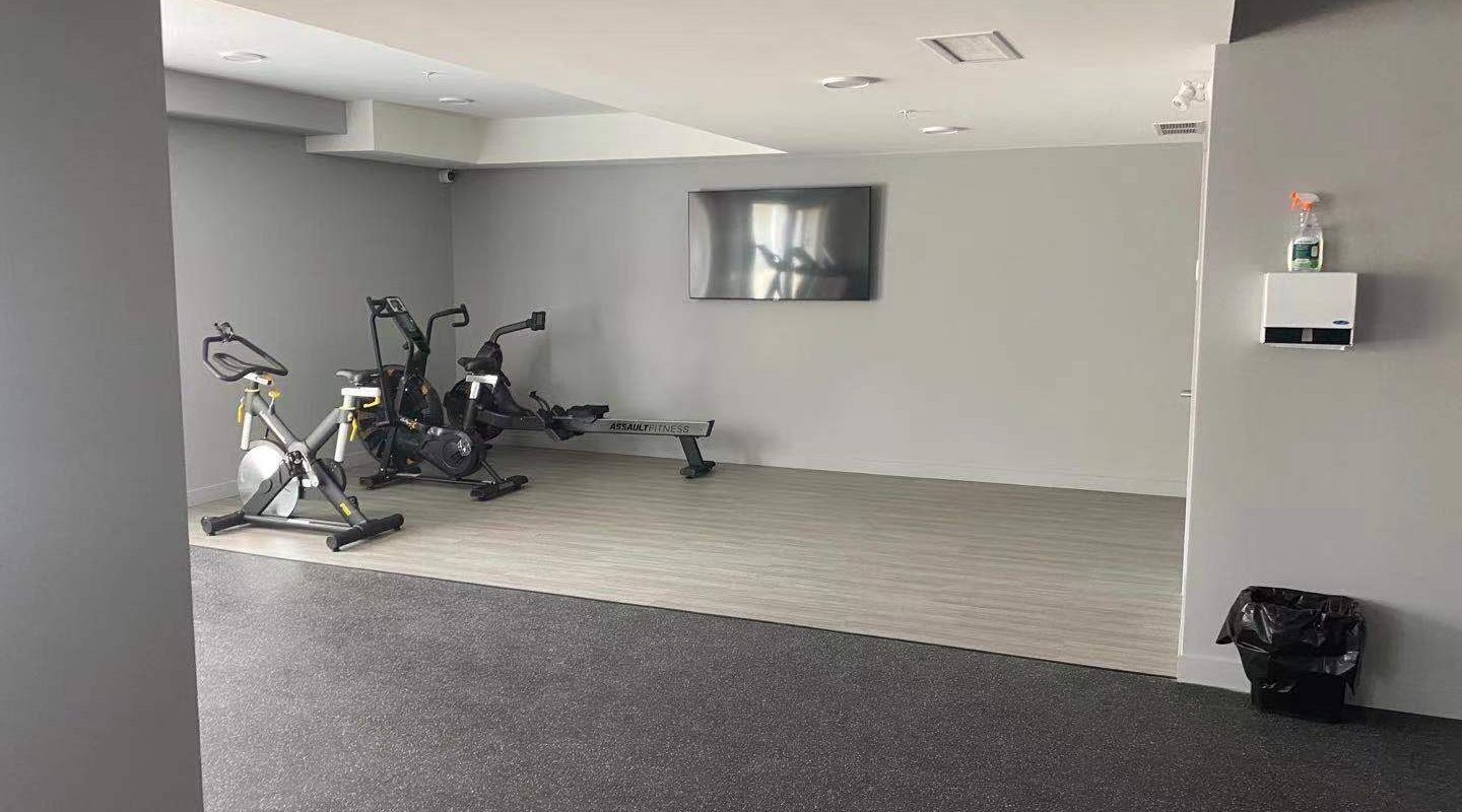 A Well-Designed and Constructed Condo With 1br 1den for Rent
