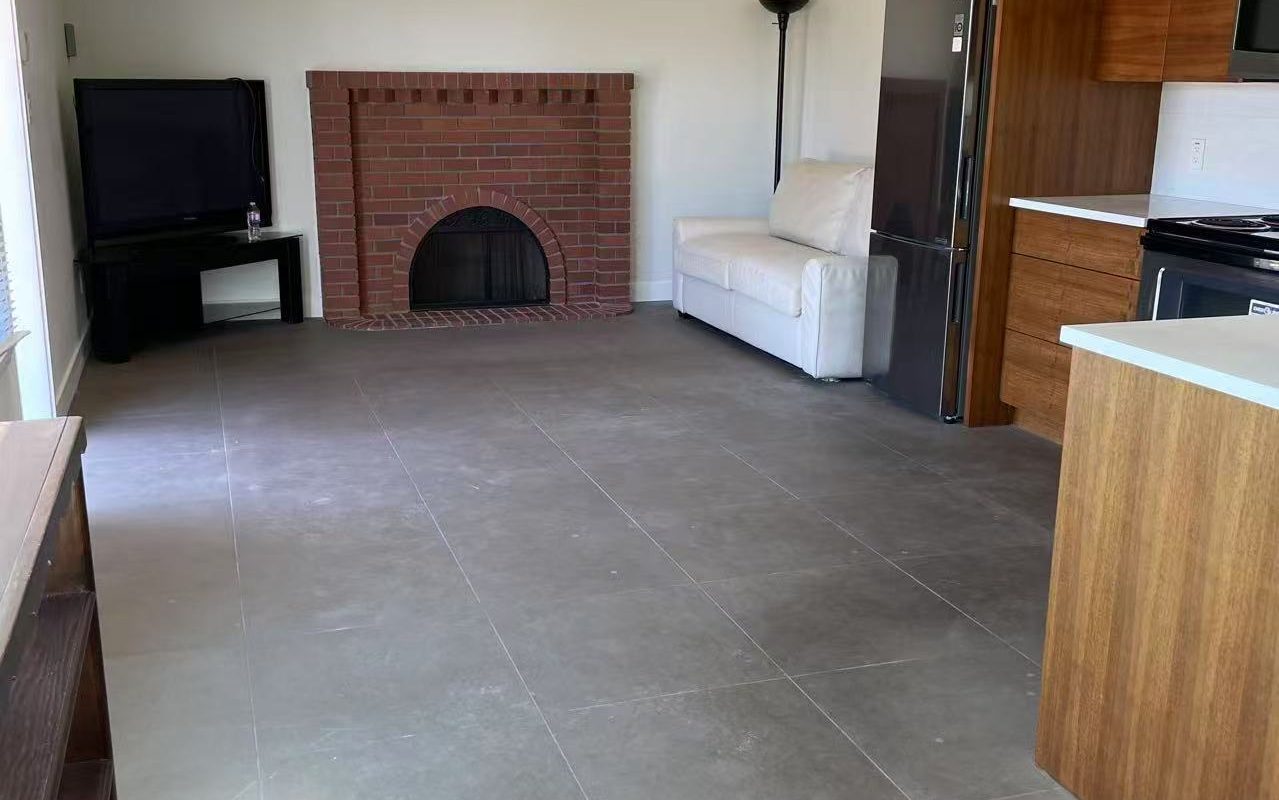 Elegant Home in Dundarave For Rent – Great Schools Nearby!!