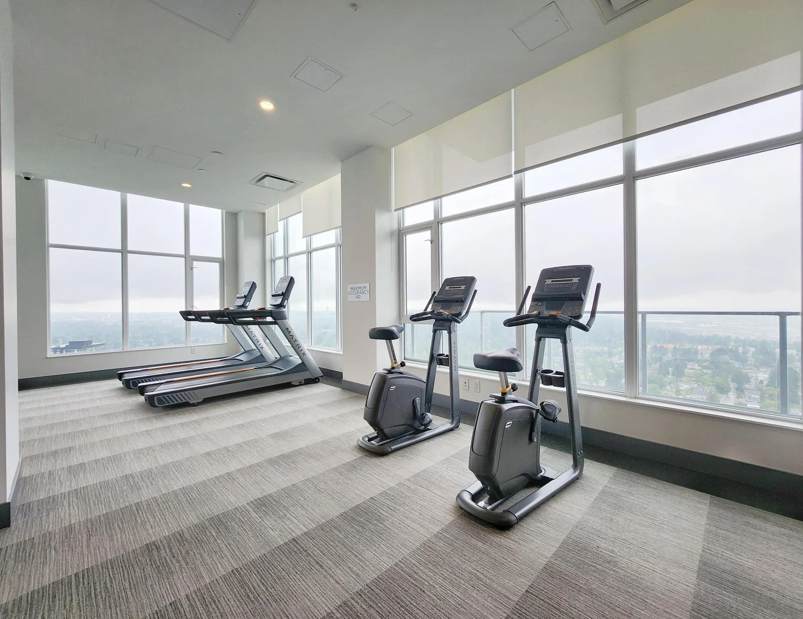 Surrey Central One Central Condo 1br/1ba For Rent