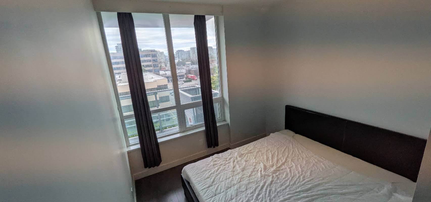 Modern 2 Bed 2 Bath Condo in Lansdowne – Prime Richmond Location!