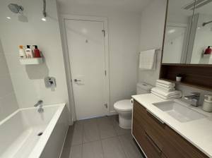 Vancouver False Creek Luxury 2 Bedroom Condo For Rent (False Creel)