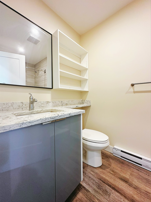 Beautiful Renovated Upper Floor for Rent | South Burnaby (South Burnaby)