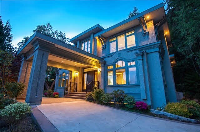 West Vancouver Ambleside Luxury 3-Level Home 5br 7ba for Rent (Ambleside)