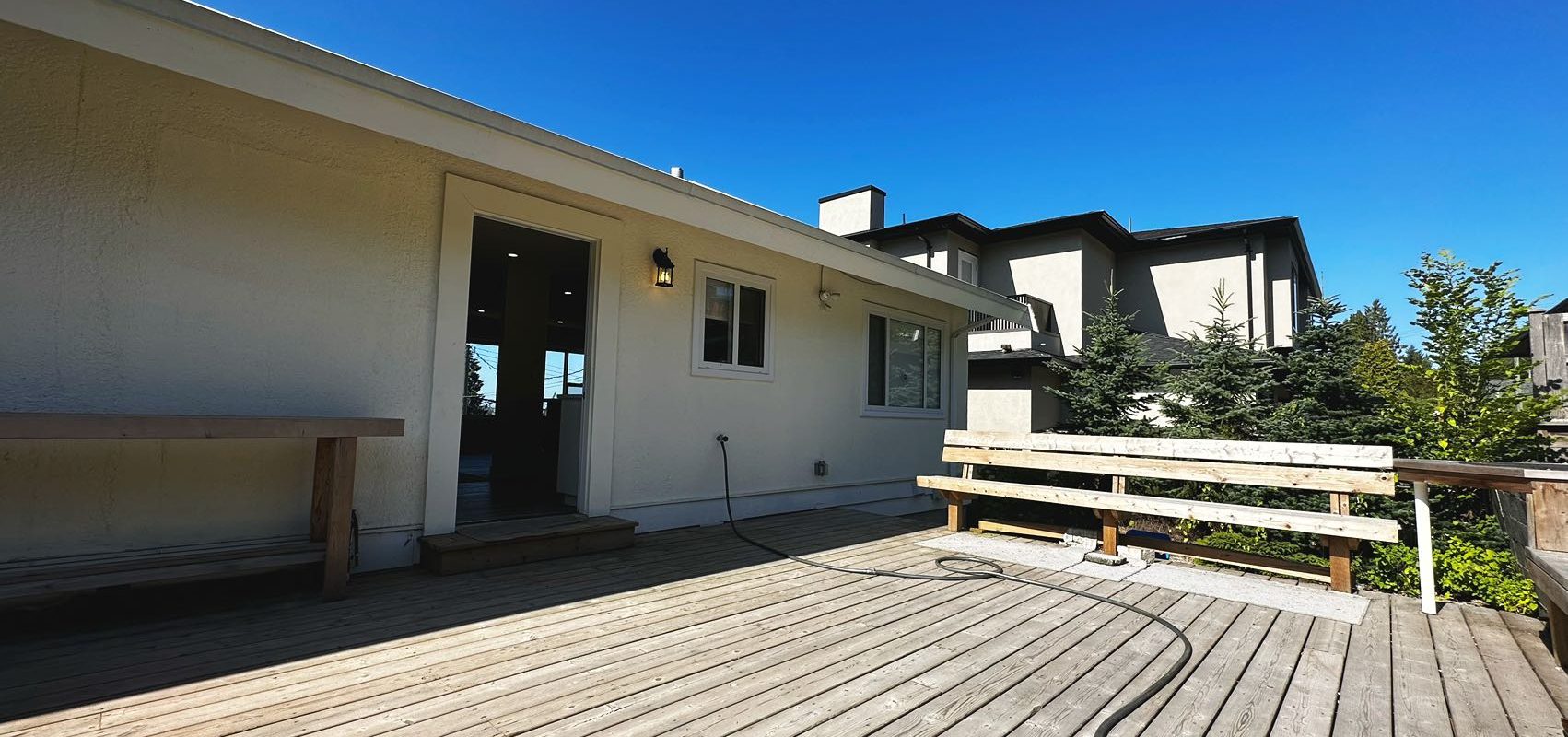 Beautiful Renovated Upper Floor for Rent | South Burnaby (South Burnaby)