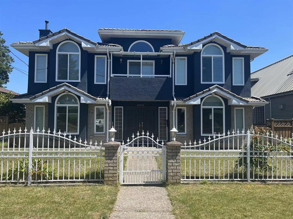 Prime Metrotown location New Renovated Main House for Rent