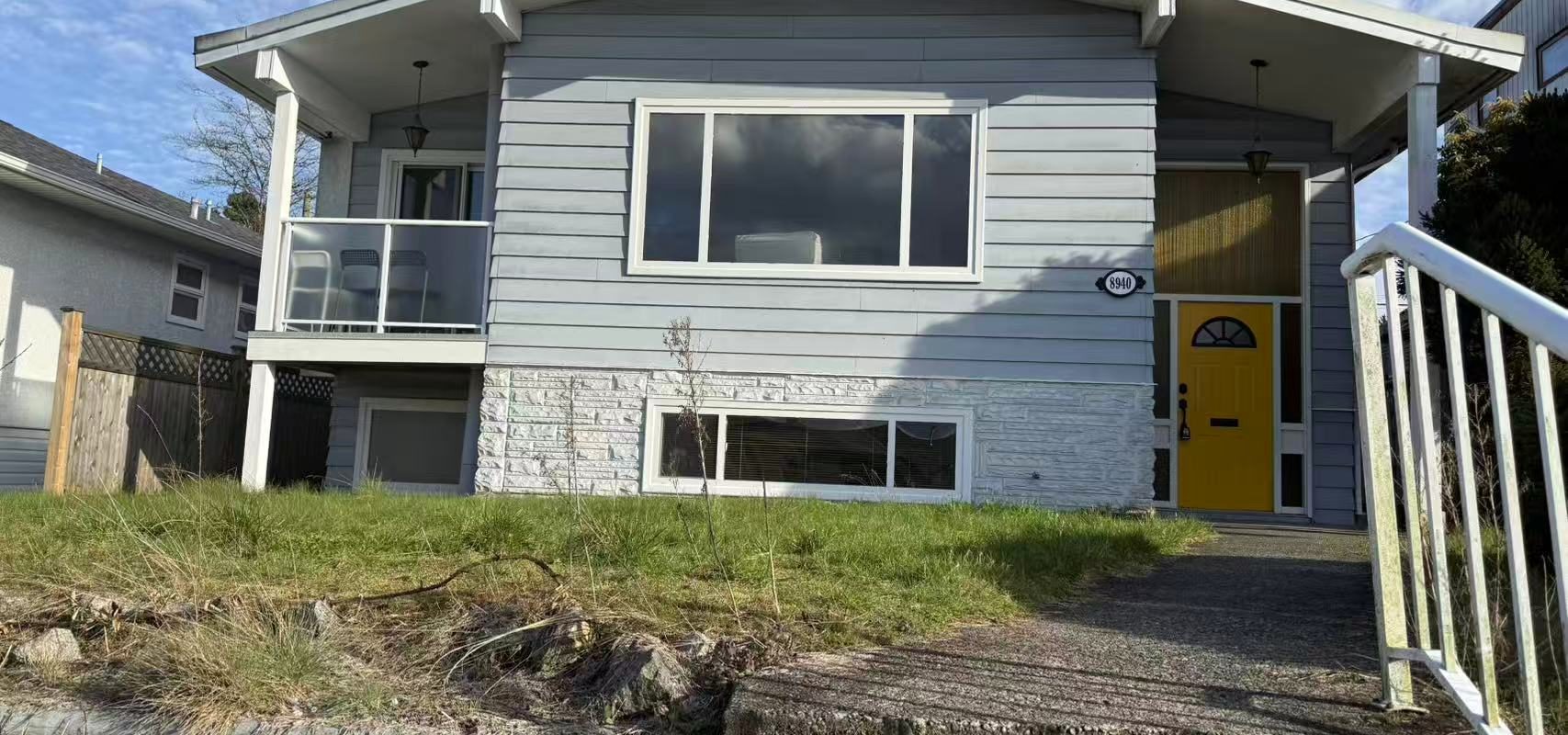 Monroe Avenue | Bright & Modern Home with Mountain Views