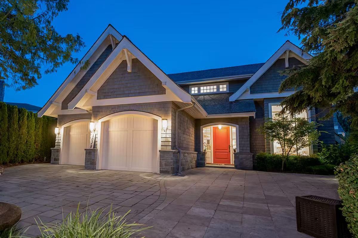 Ultra-Luxury Estate for Rent in British Properties