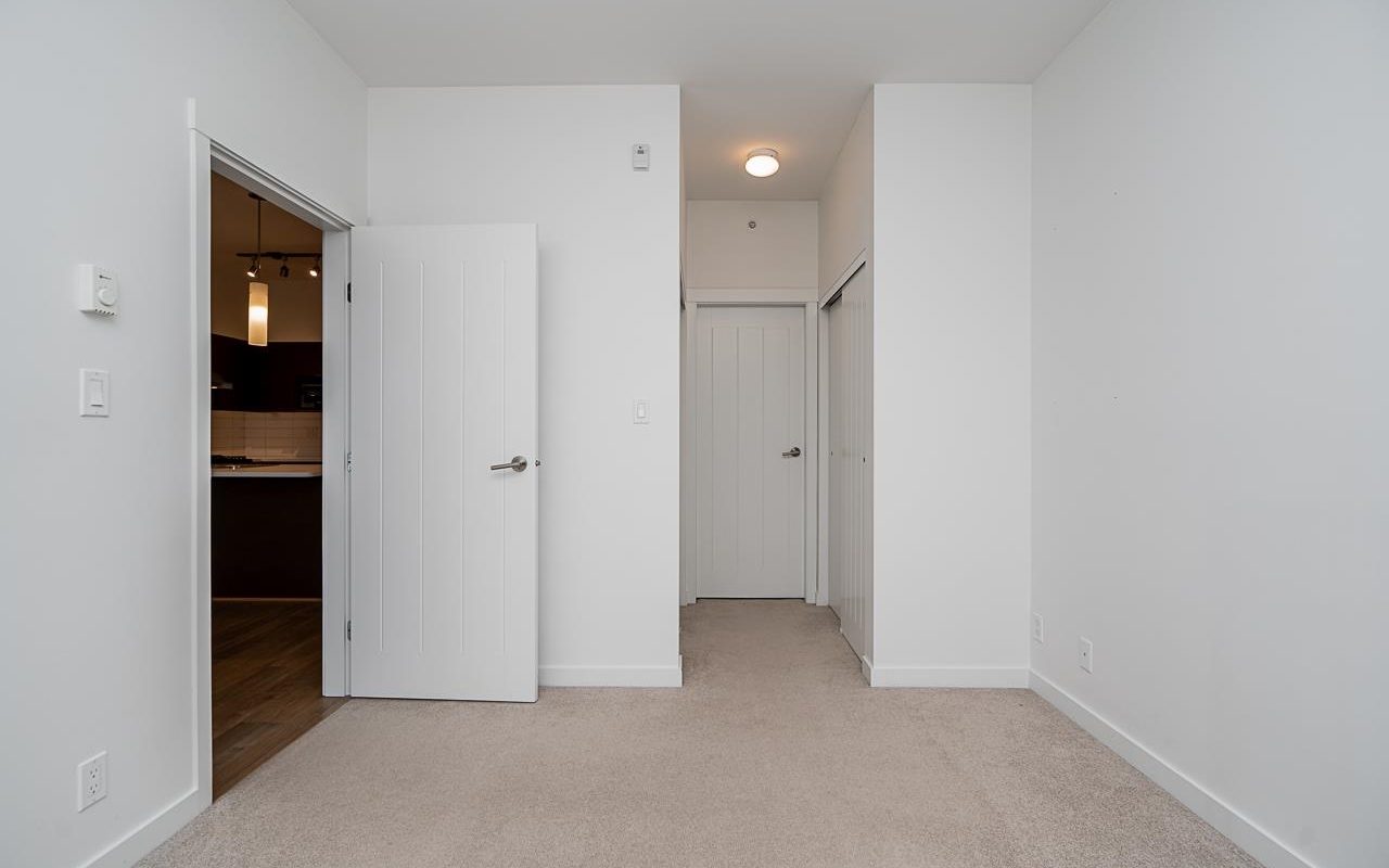 Richmond 1 Bedroom condo with great amenities