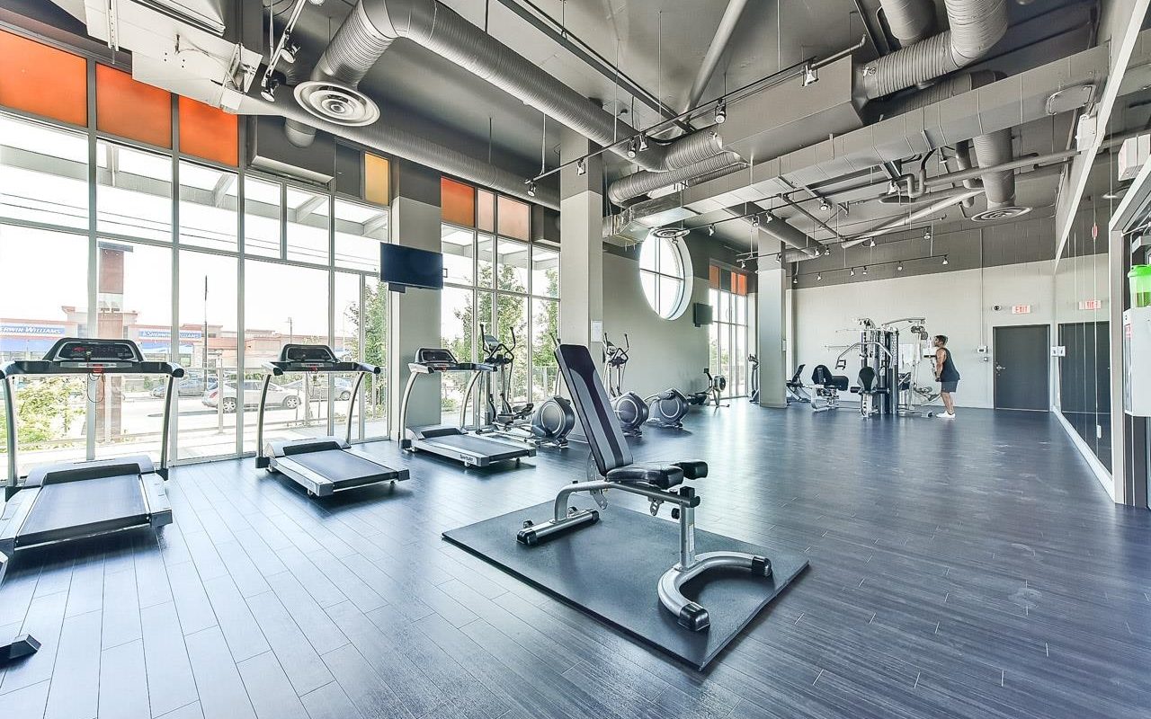 Richmond 1 Bedroom condo with great amenities