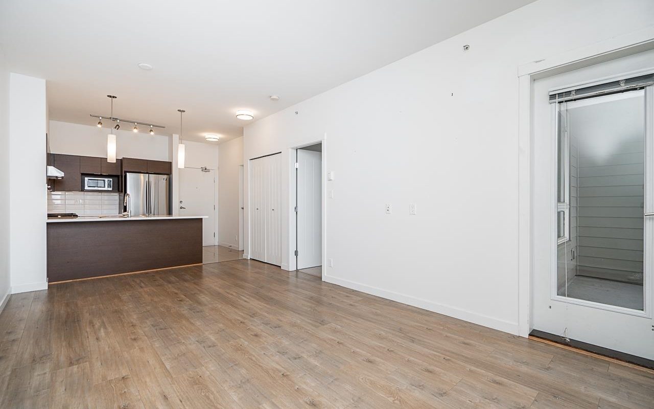 Richmond 1 Bedroom condo with great amenities