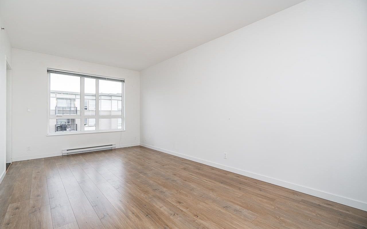 Richmond 1 Bedroom condo with great amenities