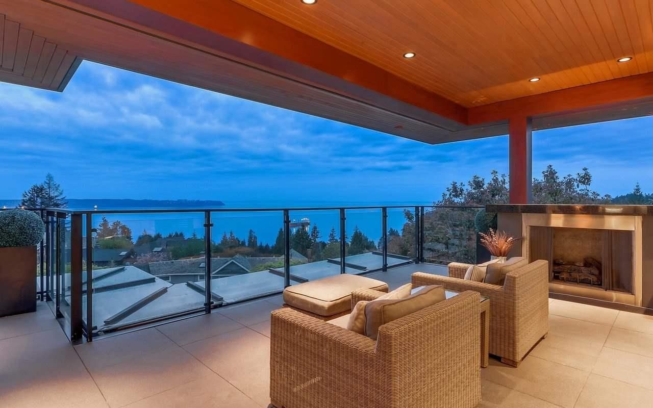 West Vancouver Stunning Ocean View Luxury Home | 5 Bed Ensuites