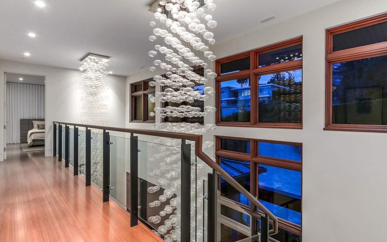 West Vancouver Stunning Ocean View Luxury Home | 5 Bed Ensuites