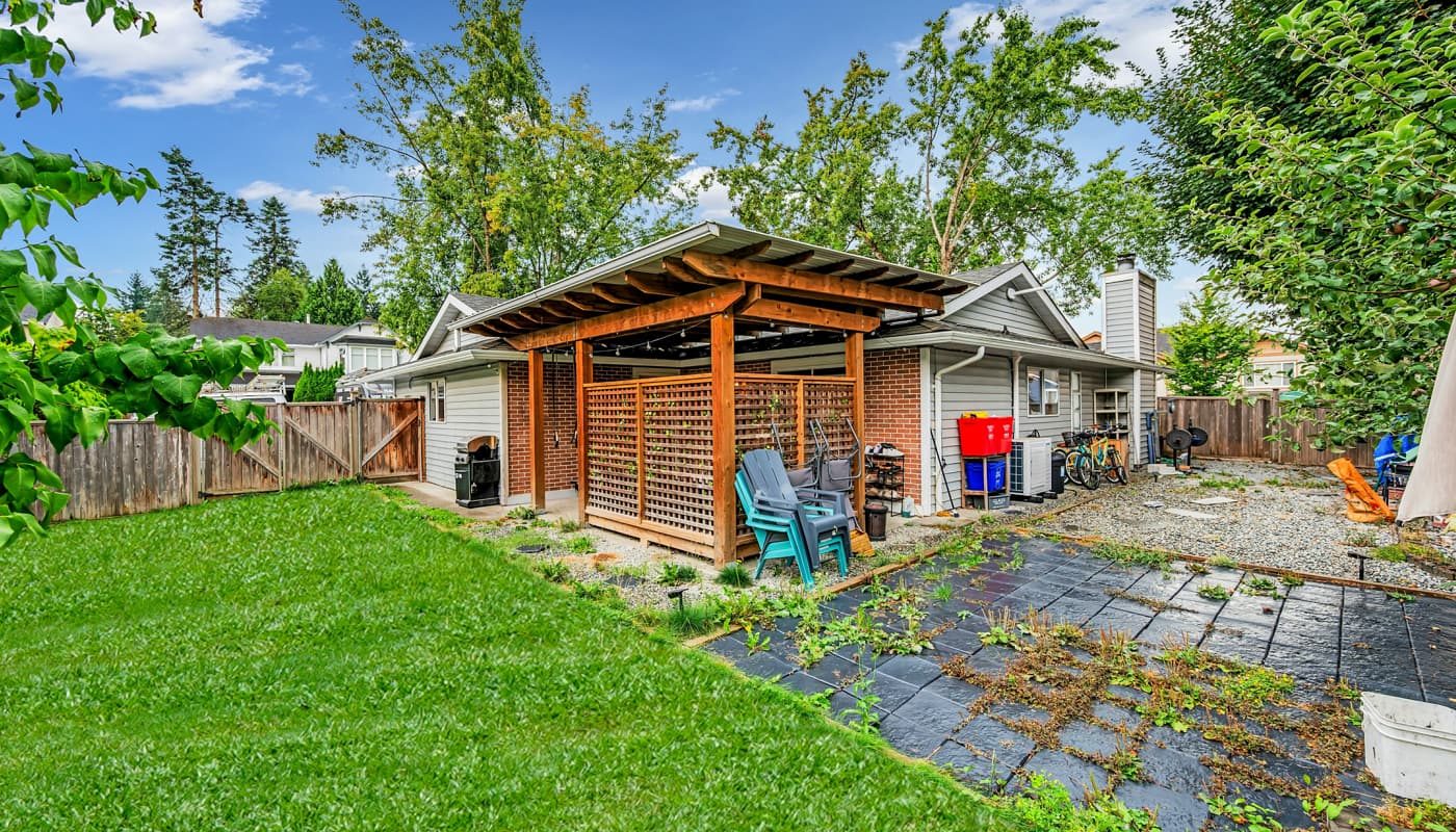 Relaxed Lifestyle in Quiet Maple Ridge Neighborhood