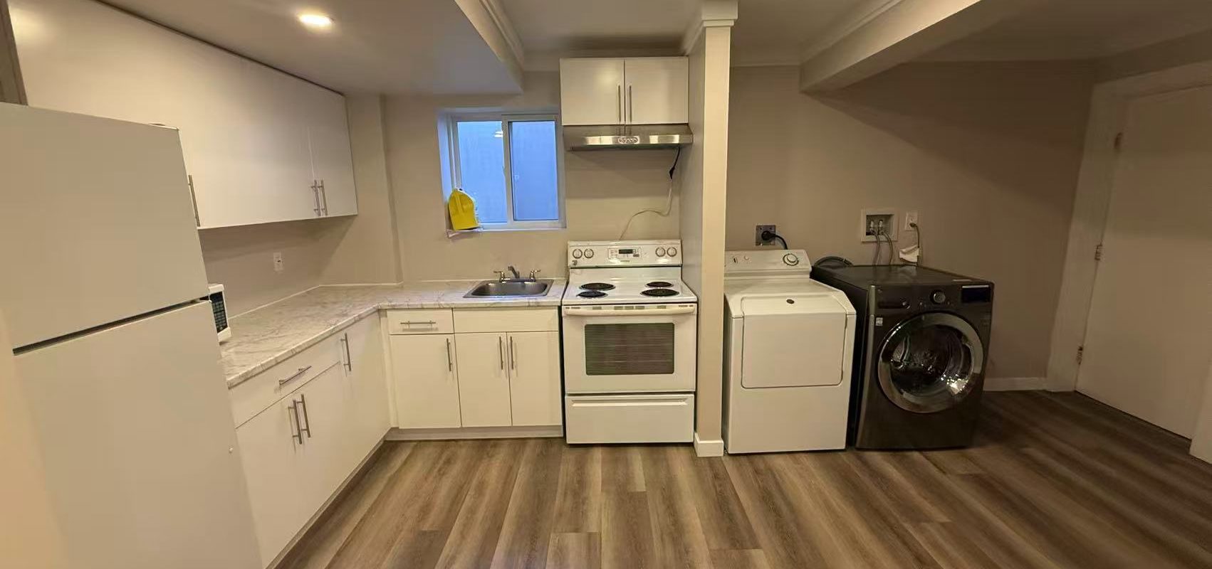 Monroe Avenue | Bright & Modern Home with Mountain Views