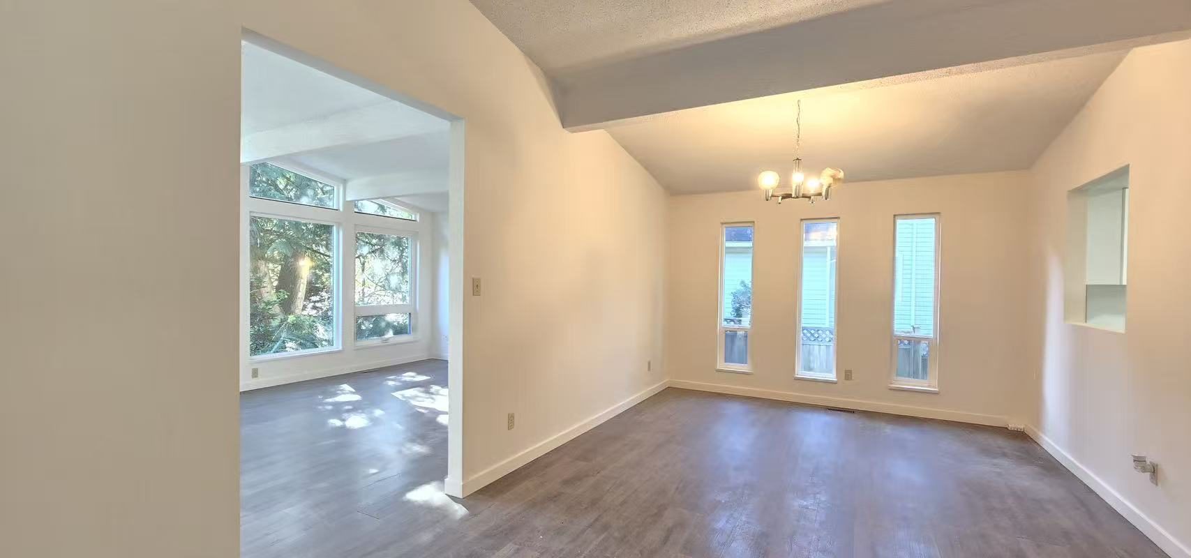 Burnaby Government Road Large 5Bd/3Ba Single Family House