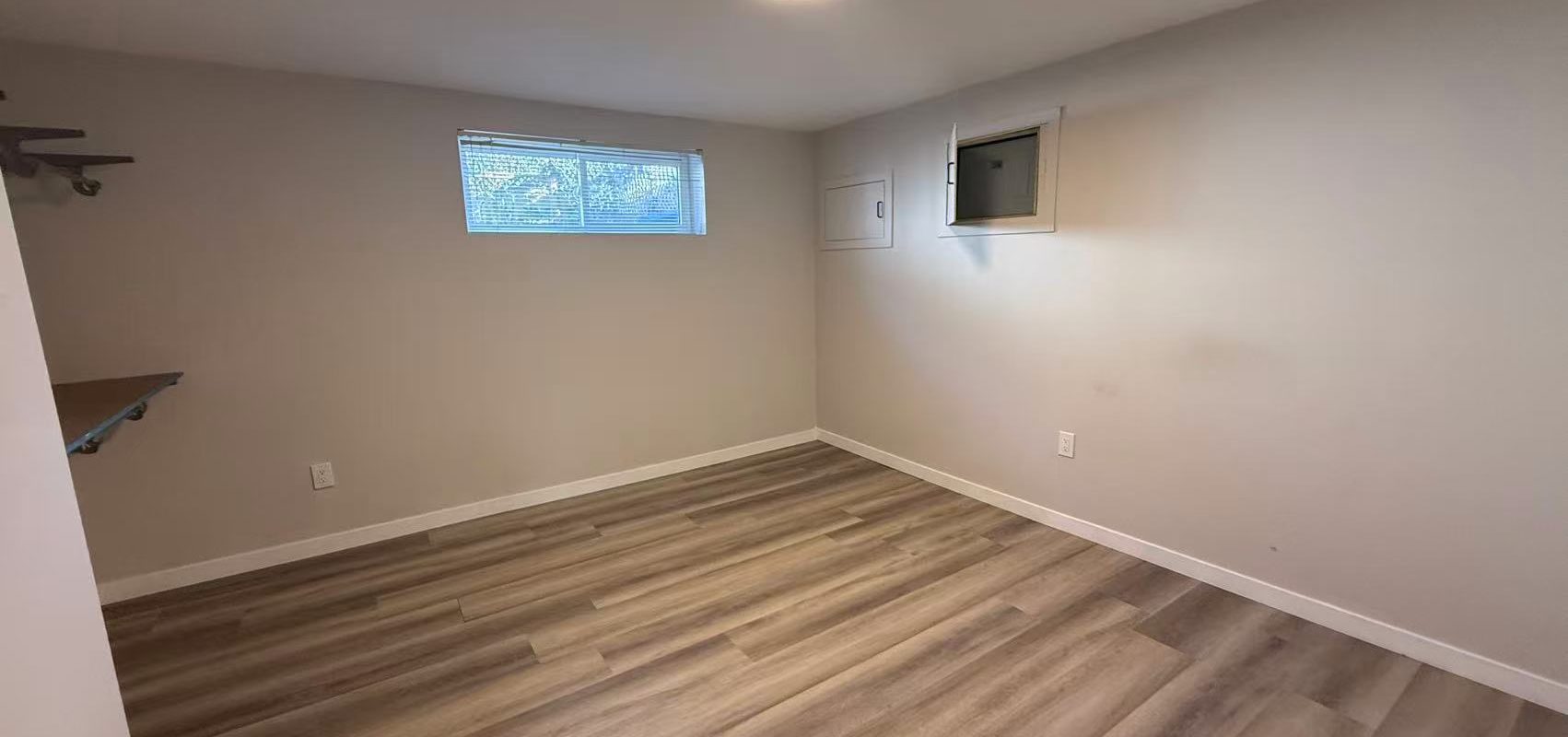 Monroe Avenue | Bright & Modern Home with Mountain Views