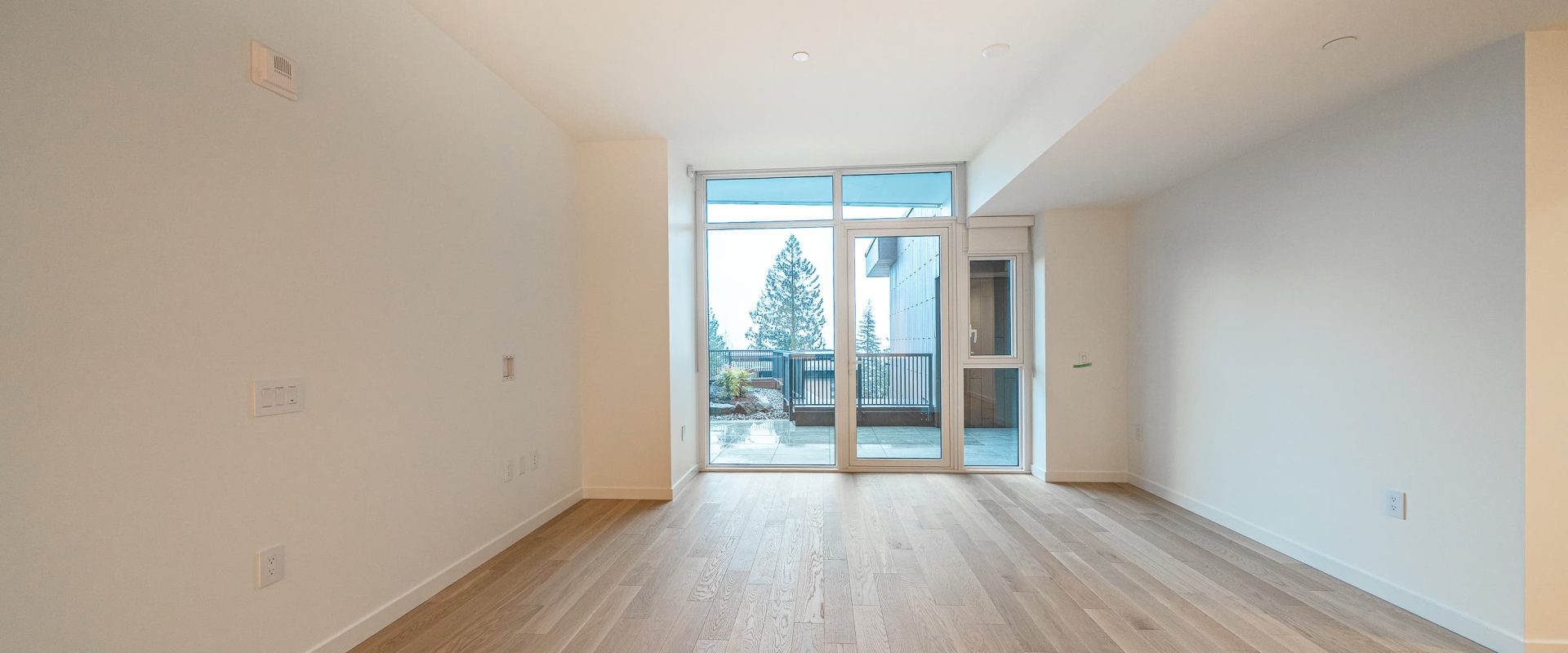 West Van Brand New Condo| 2br+2ba | 2 Parking w/ EV