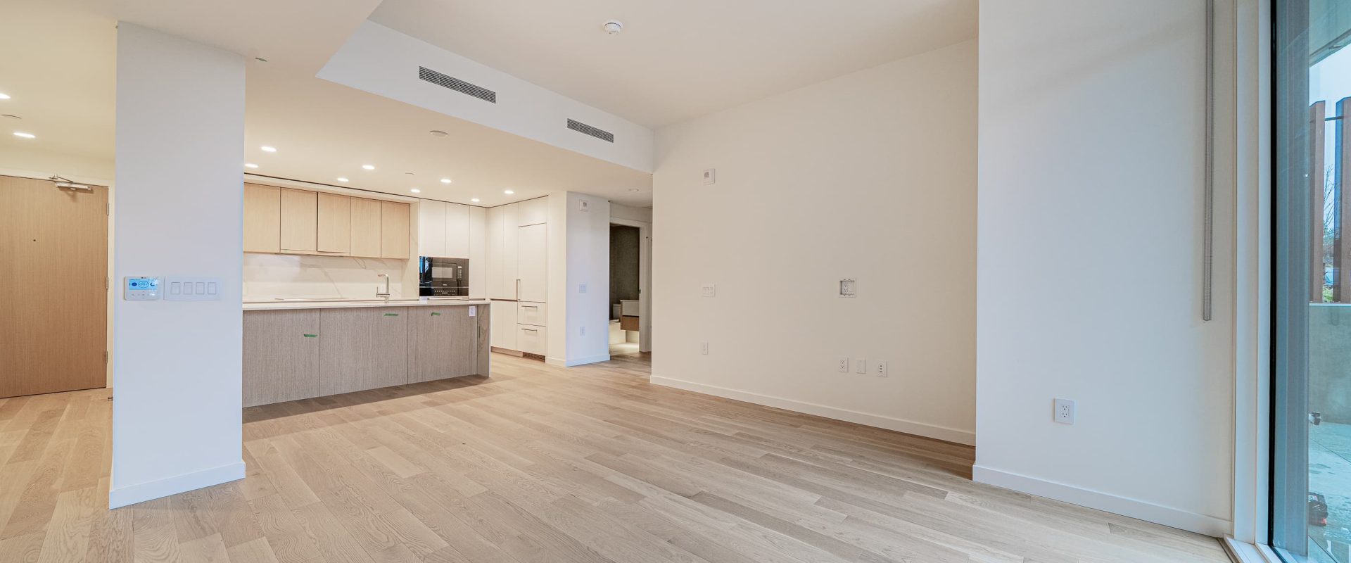 West Van Brand New Condo| 2br+2ba | 2 Parking w/ EV