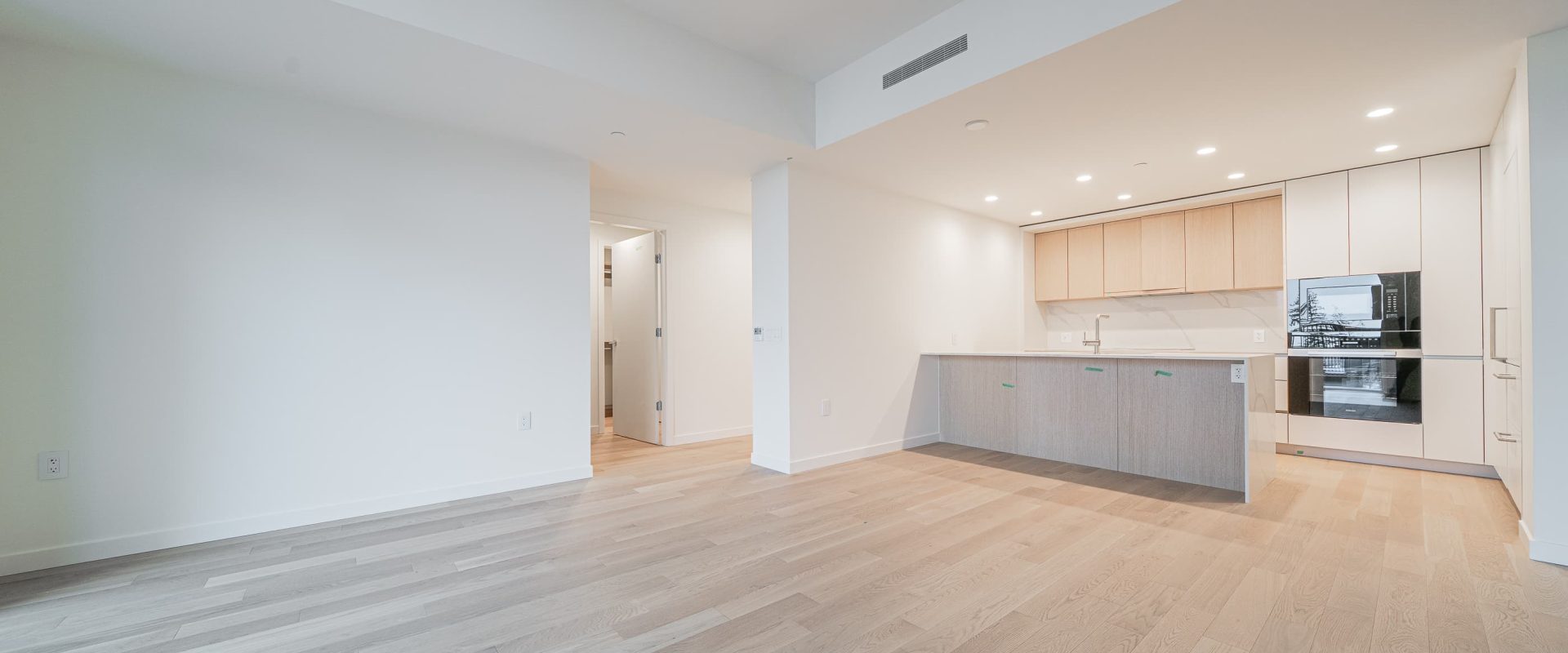 West Van Brand New Condo| 2br+2ba | 2 Parking w/ EV