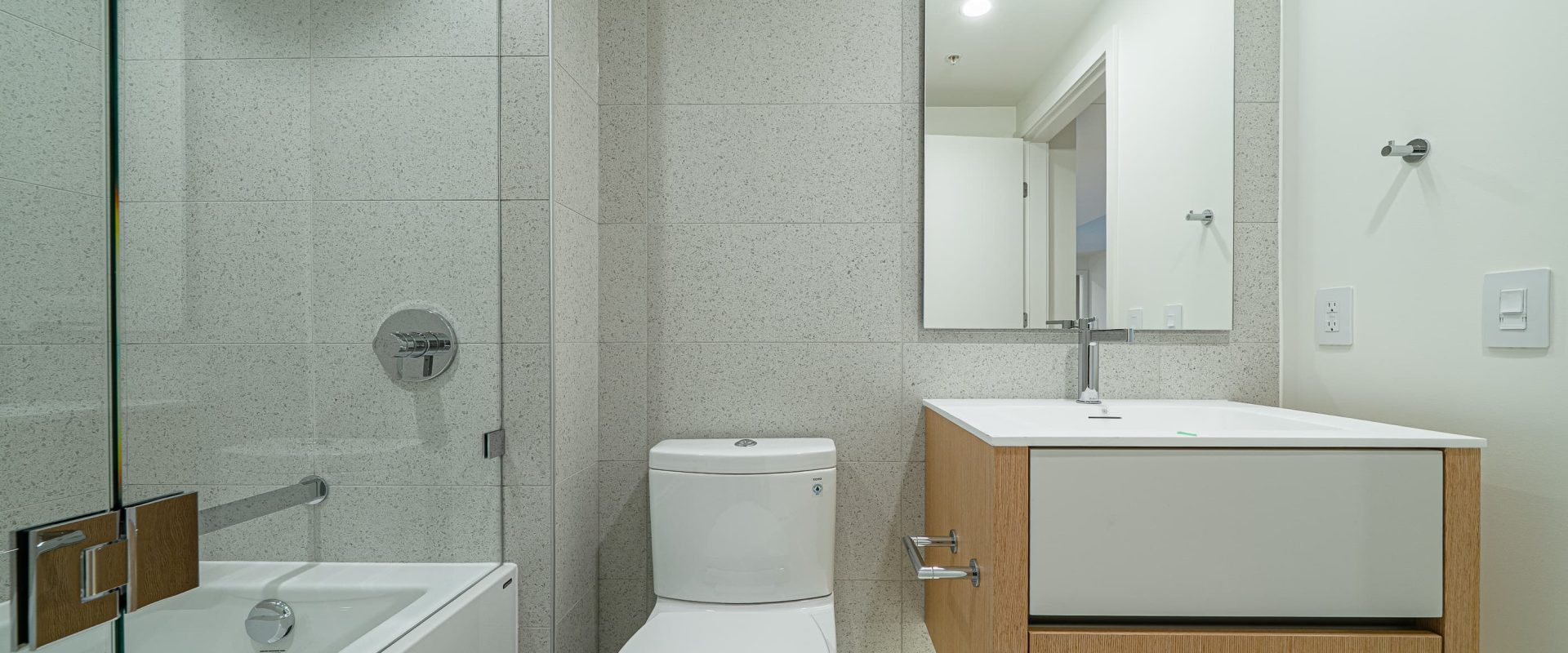 West Van Brand New Condo| 2br+2ba | 2 Parking w/ EV