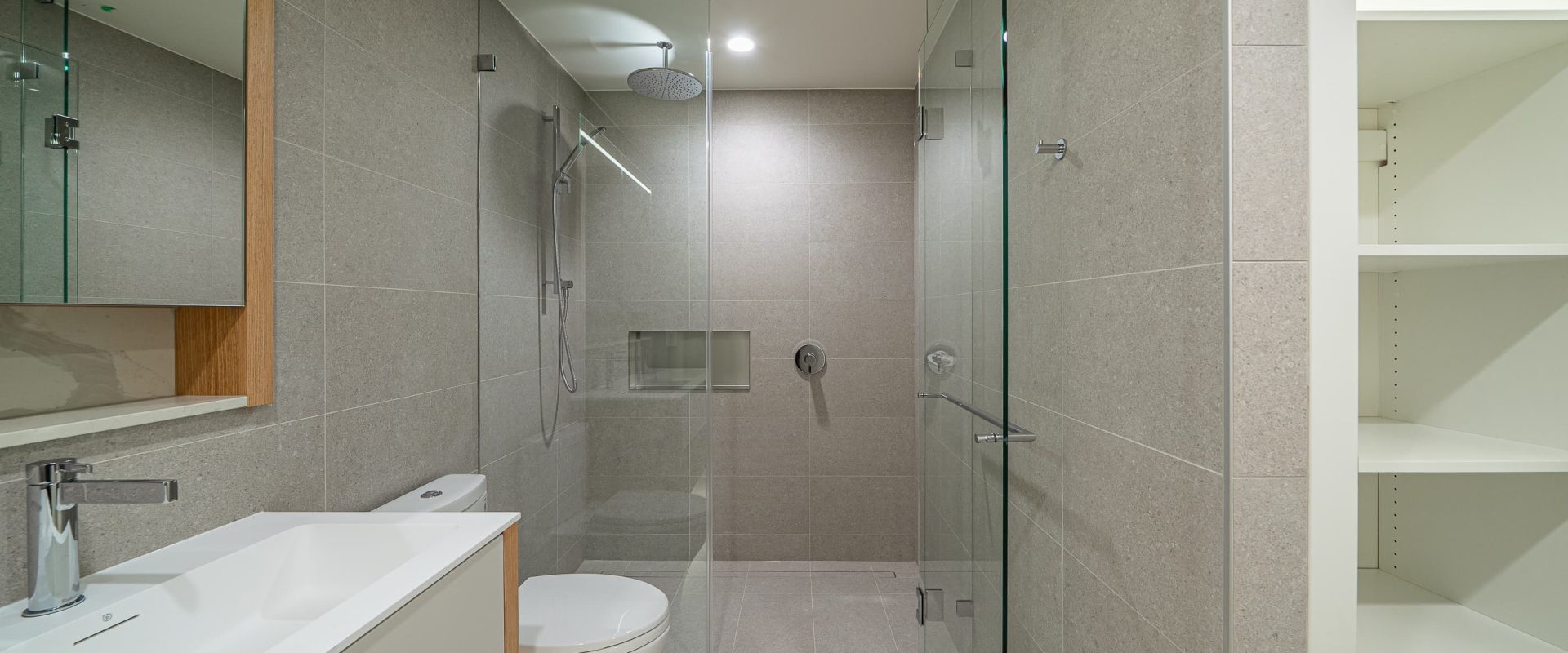 West Van Brand New Condo| 2br+2ba | 2 Parking w/ EV