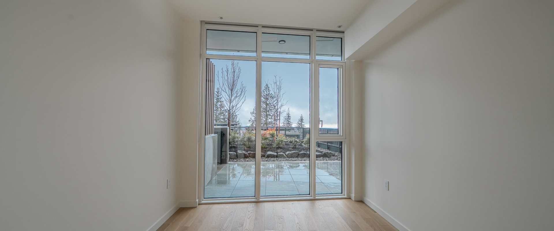 West Van Brand New Condo| 2br+2ba | 2 Parking w/ EV