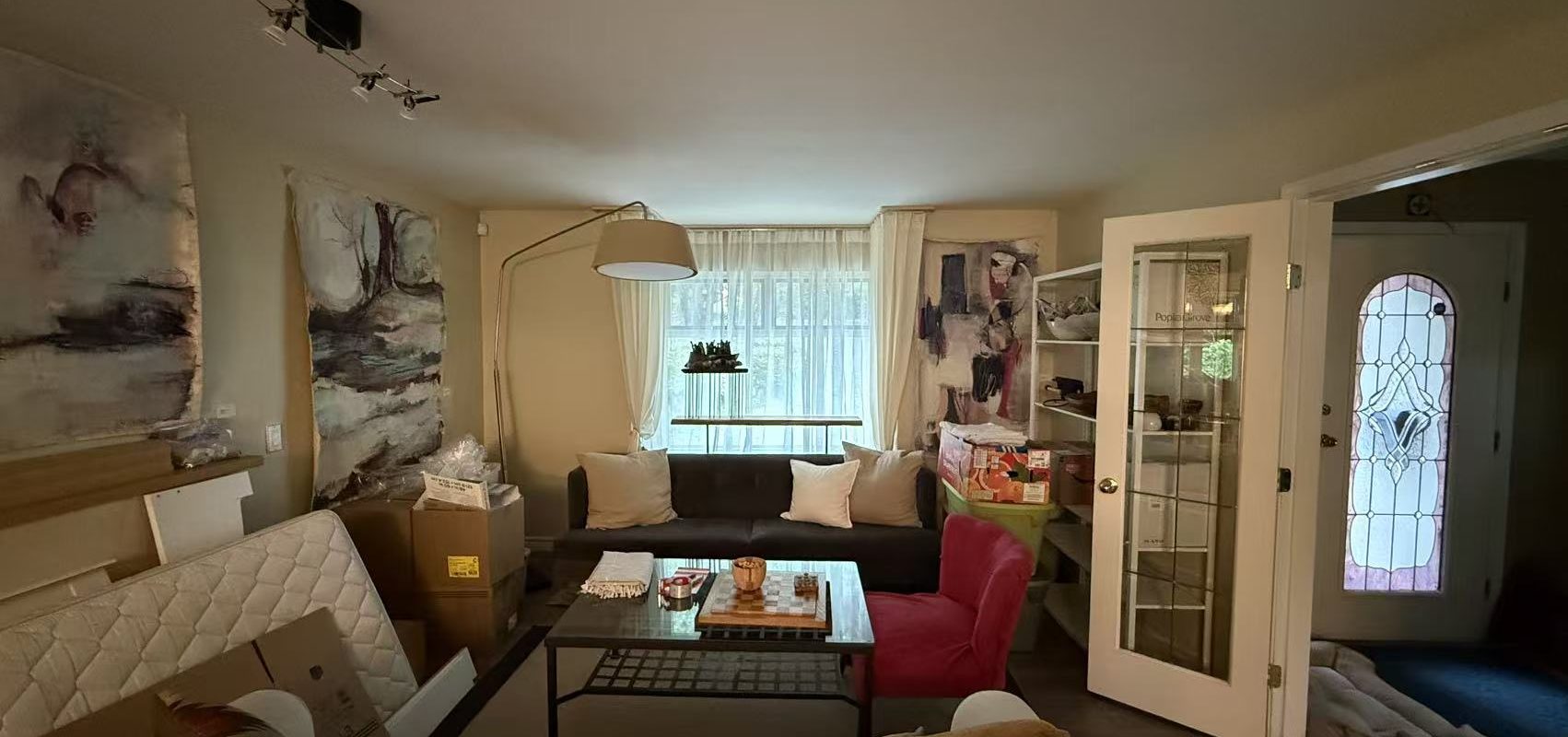 Spacious West Vancouver Caulfield House – 4 Bed | Quiet Location