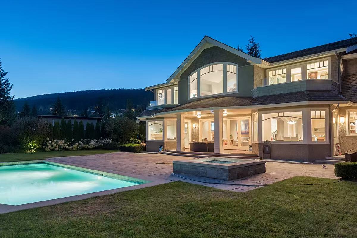 Ultra-Luxury Estate for Rent in British Properties